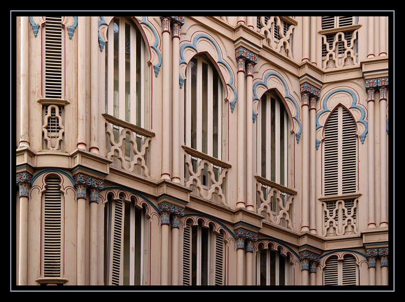 Häuserfront im Jugendstil / Palma