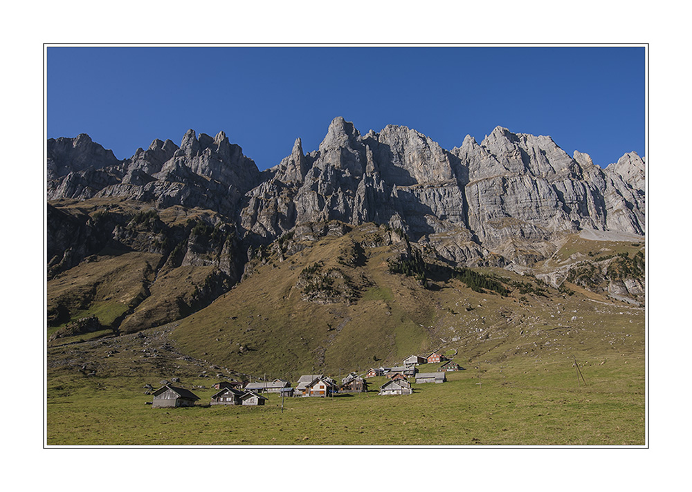 Häusergruppe auf dem Urnerboden