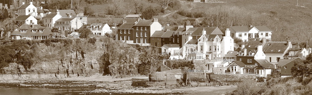 Häuserzeile bei Kinsale