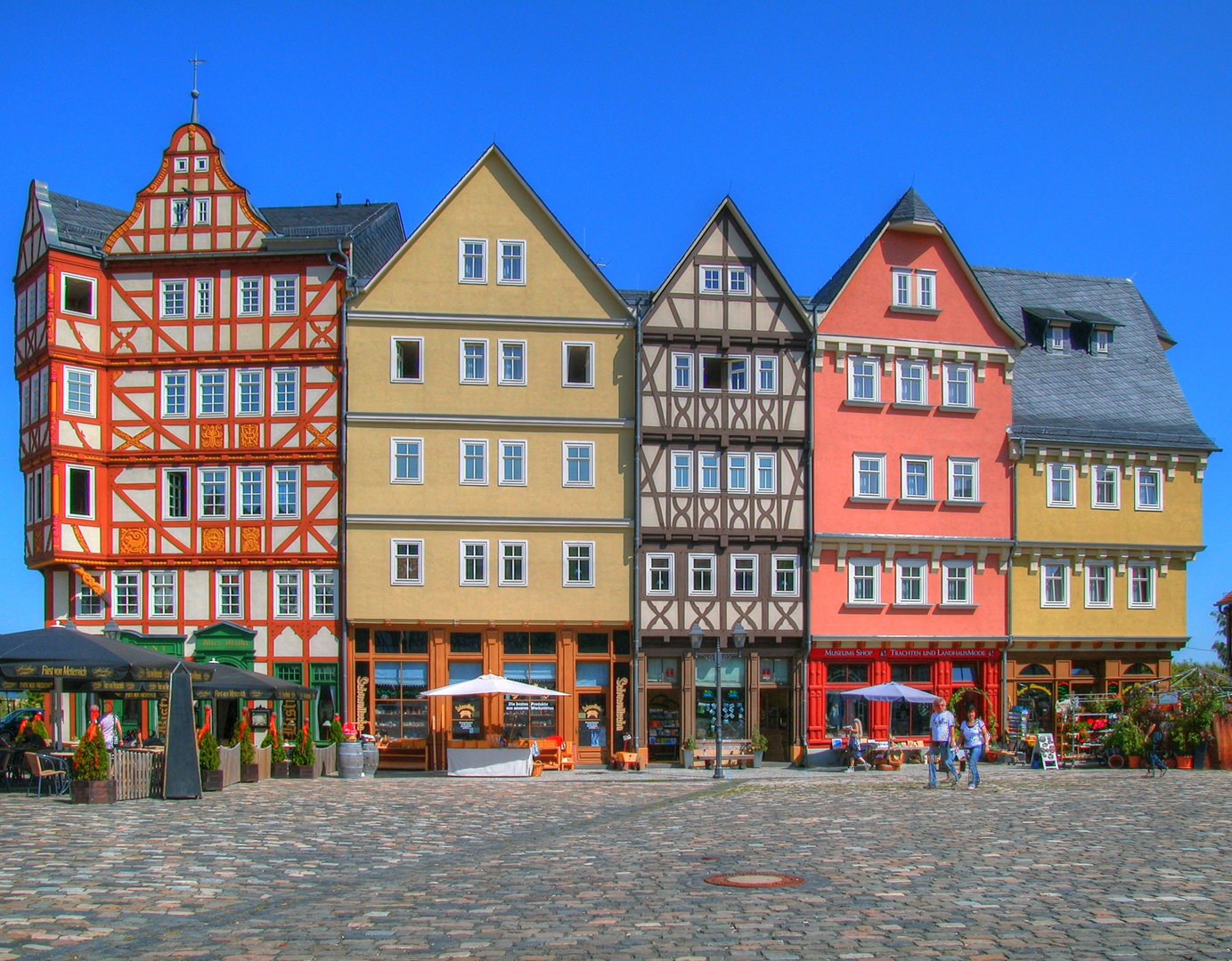 Häuserzeile im Hessenpark Neu-Anspach (HDR-Aufnahme)