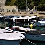 Hafen Alt-Lopar - Die Boote der Einheimischen sind bereit zum Ausfahren