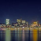 Hafen am Abend - Hafenskyline von Steinwerde aufgenommen