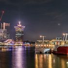 Hafen bei Nacht