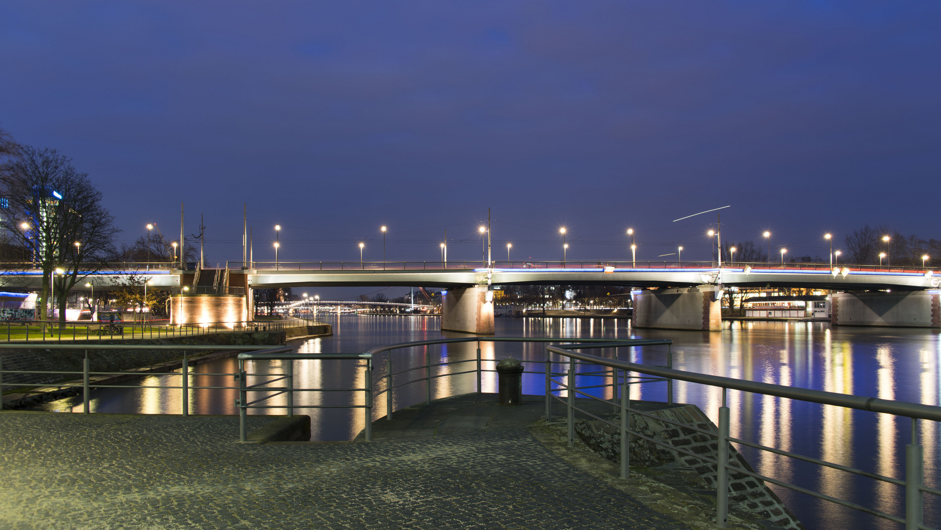 Hafen Frankfurt 3