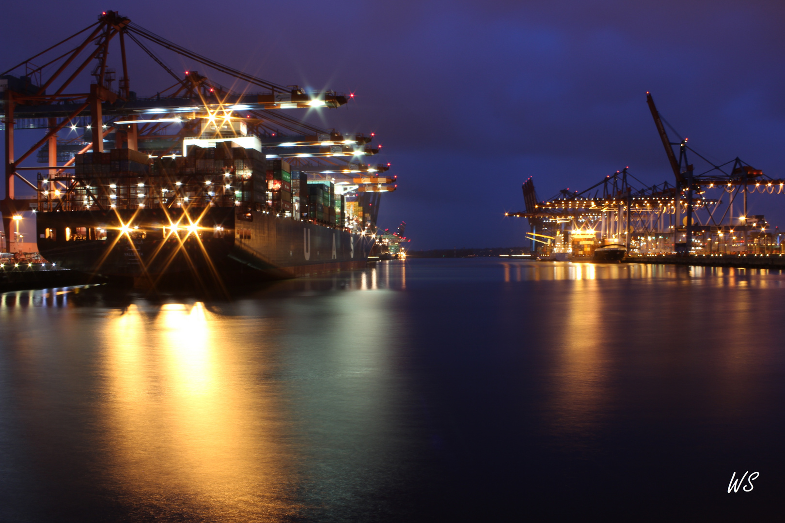 Hafen Hamburg Foto Bild schiffe und seewege Hafen Hamburg Foto Bild schiffe und seewege