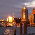 Hafen Hamburg am Abend..immer ein Erlebnis..