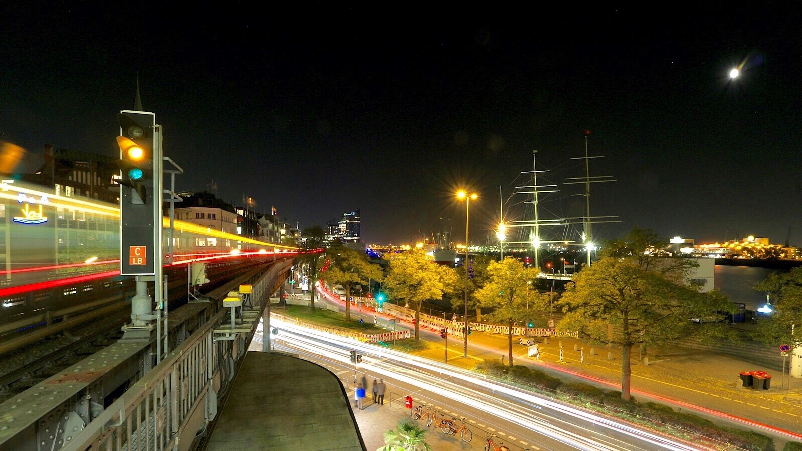 Hafen Hamburg bei Nacht