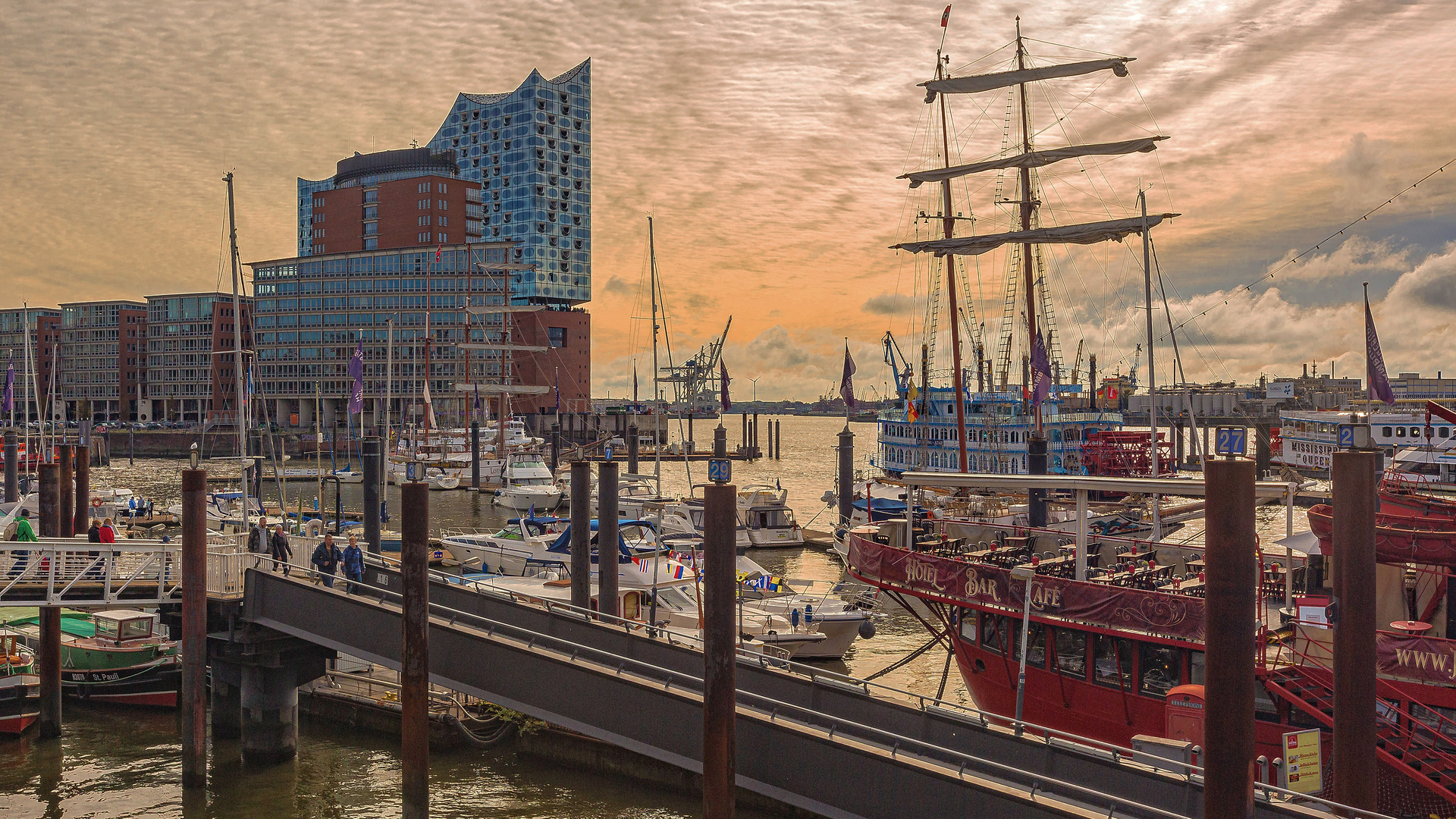 HAFEN HAMBURG - BITTE VERGRÖSSERN