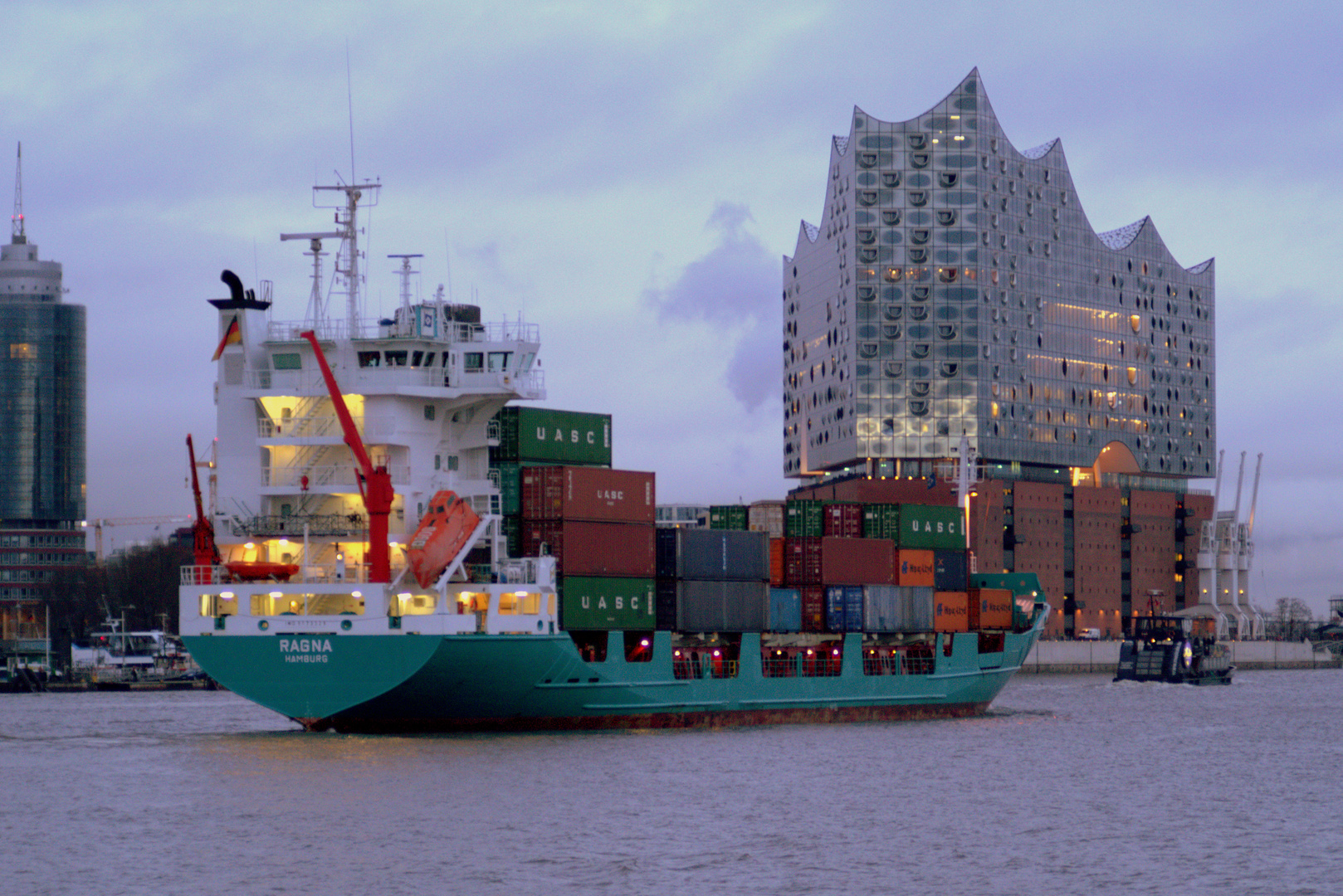 Hafen Hamburg- Elbphilharmonie