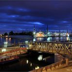 Hafen Hamburg .... St. Pauli-Landungsbrücken