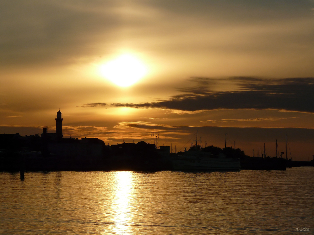 Hafen im Abendlicht