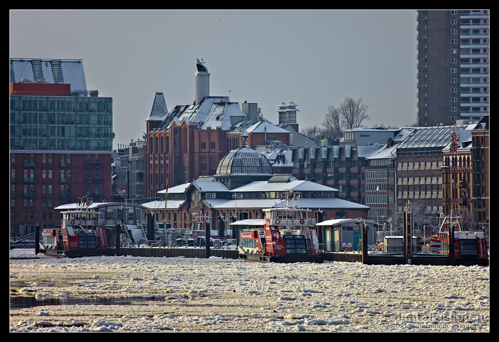 Hafen im Eis - Fischmarkt