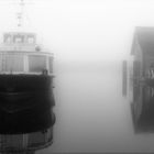 Hafen im Nebel