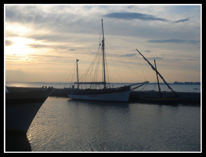 Hafen in der Abenddämmerung