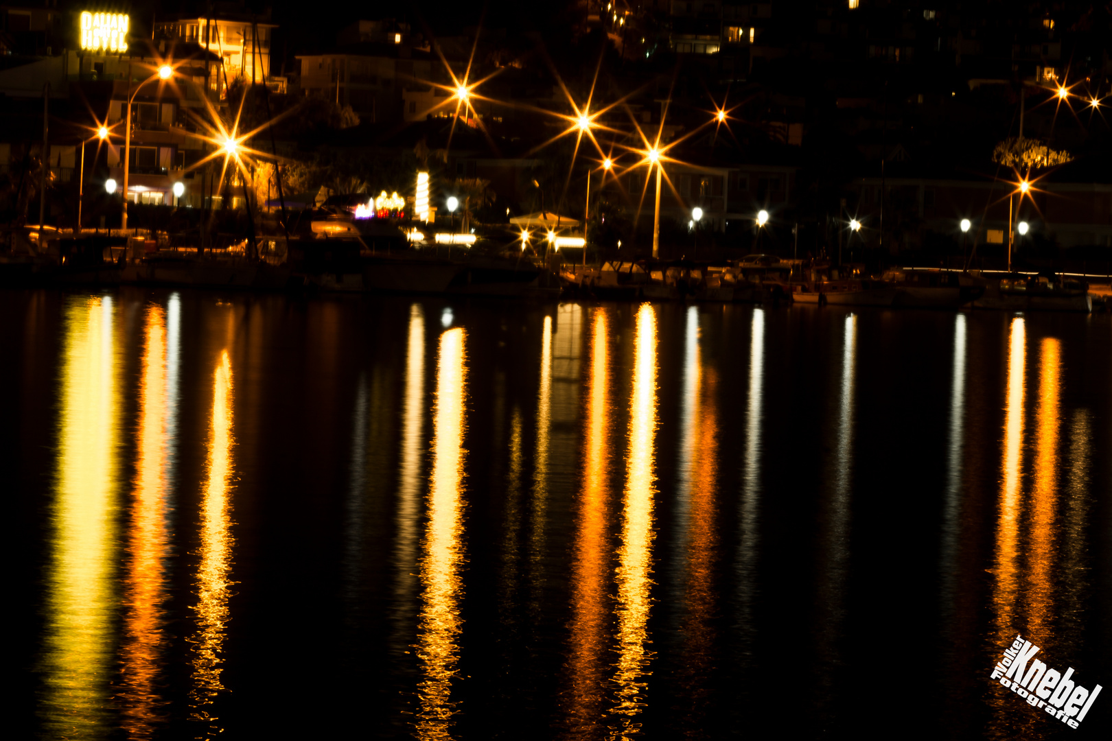 Hafen in der Nacht