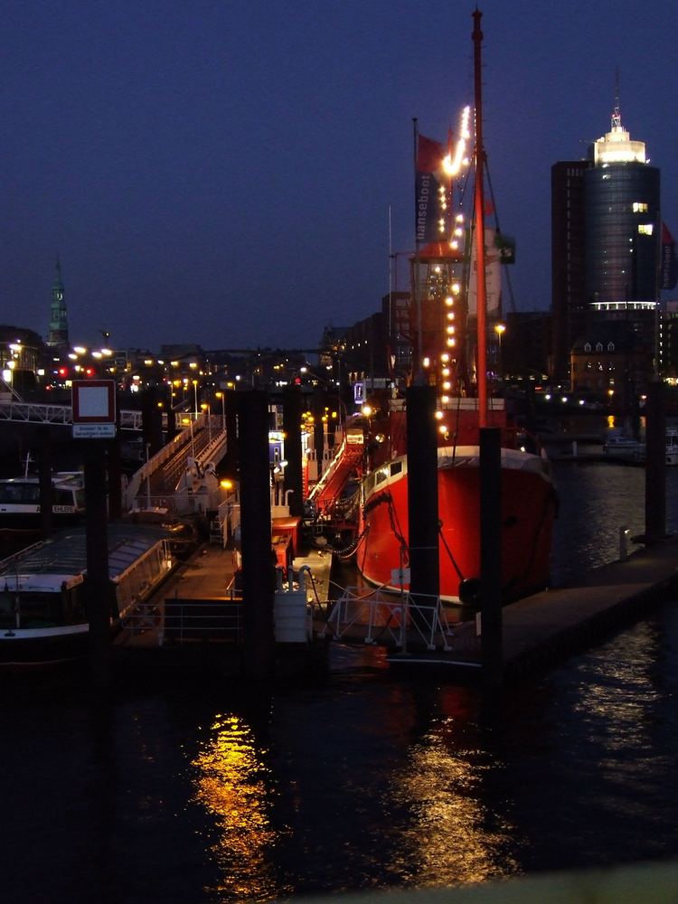 Hafen in der Nacht