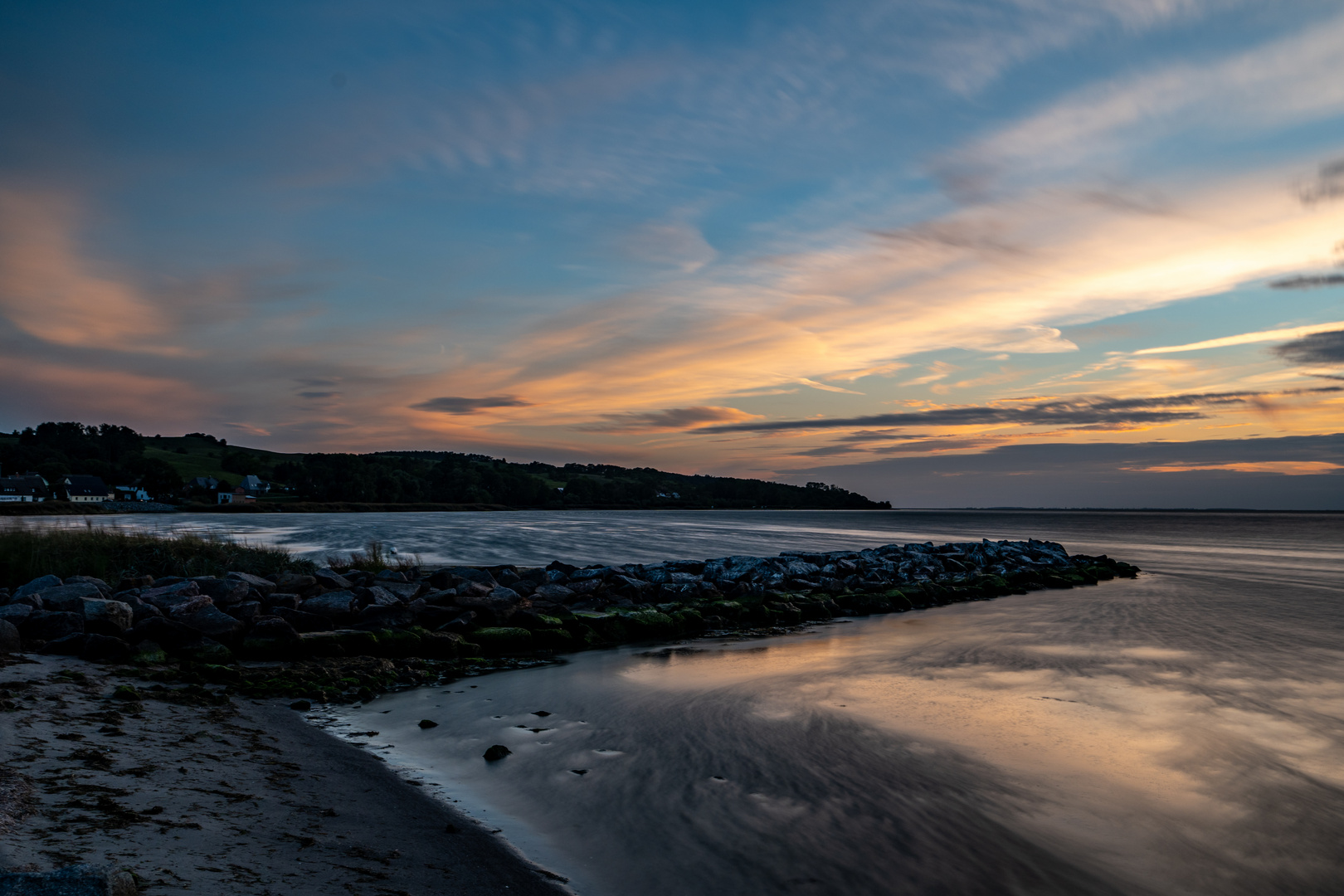 Hafen in Gager (Rügen) mit kleiner "Neben-Mole"