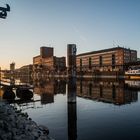 Hafen in Karlsruhe, im Sonnenuntergang
