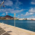 Hafen Las Palmas mit Blick auf die Halbinsel La Isleta