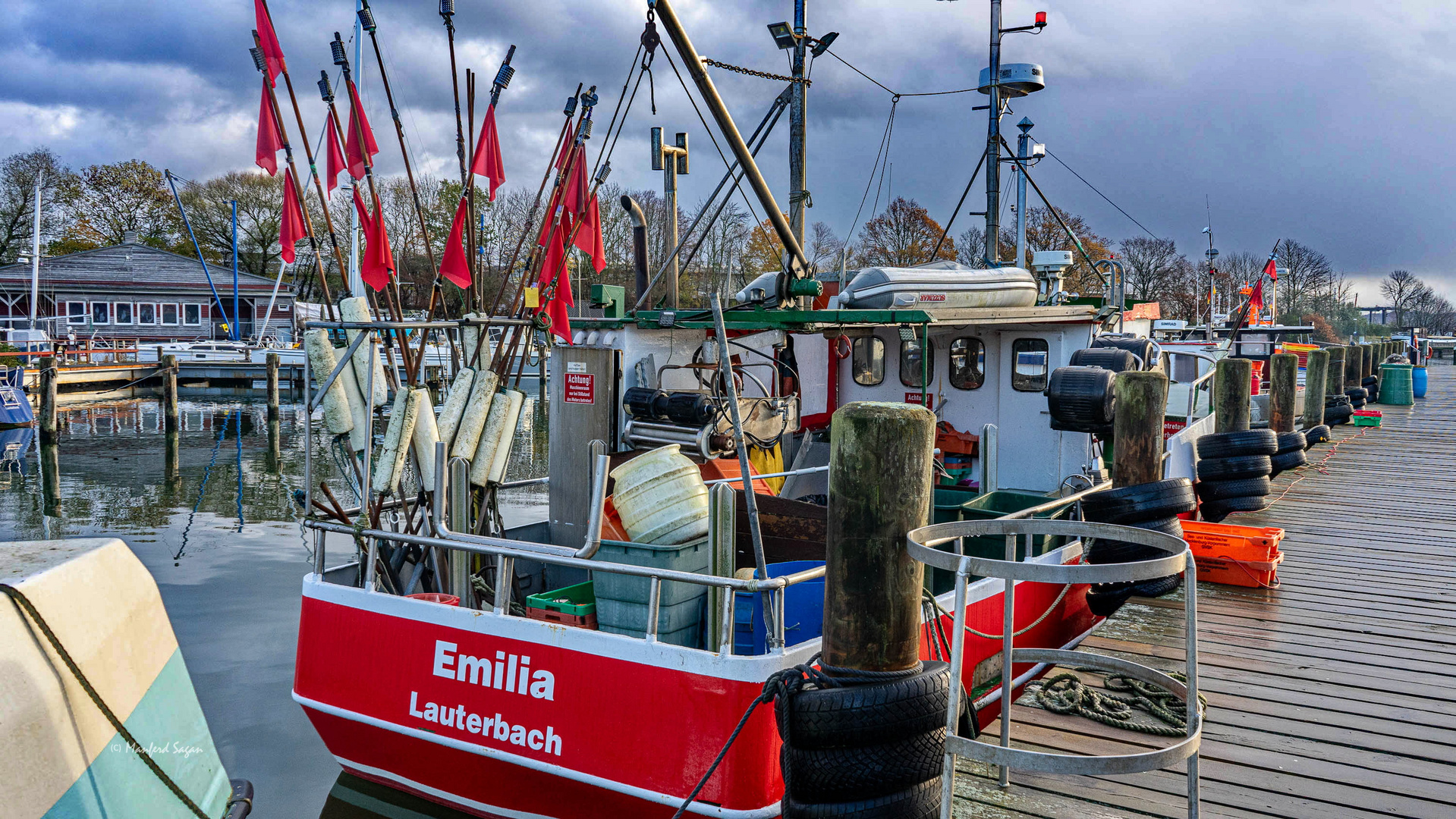 Hafen Lauterbach auf Rügen / Sonntags bleiben die Netze leer... 