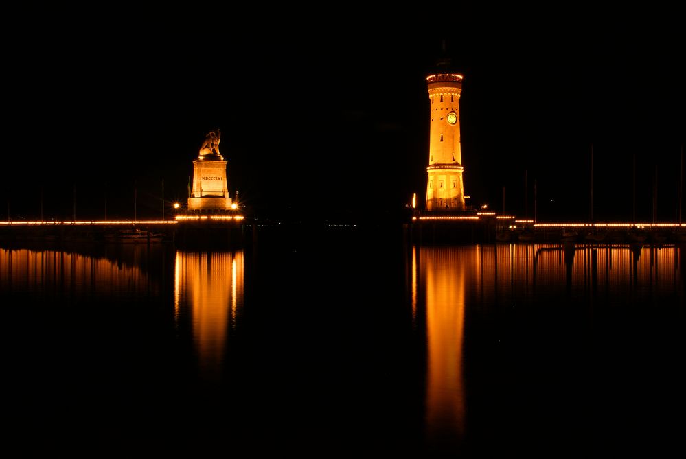 Hafen Lindau bei Nacht