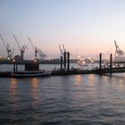 Hafen nach Sonnenuntergang