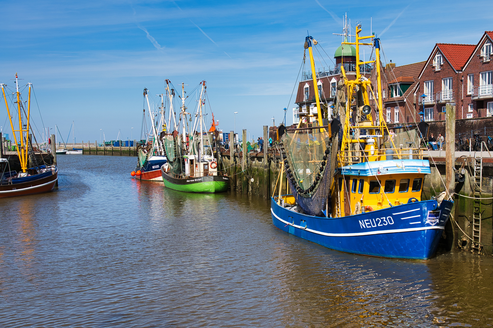 Hafen Neuharlingersiel