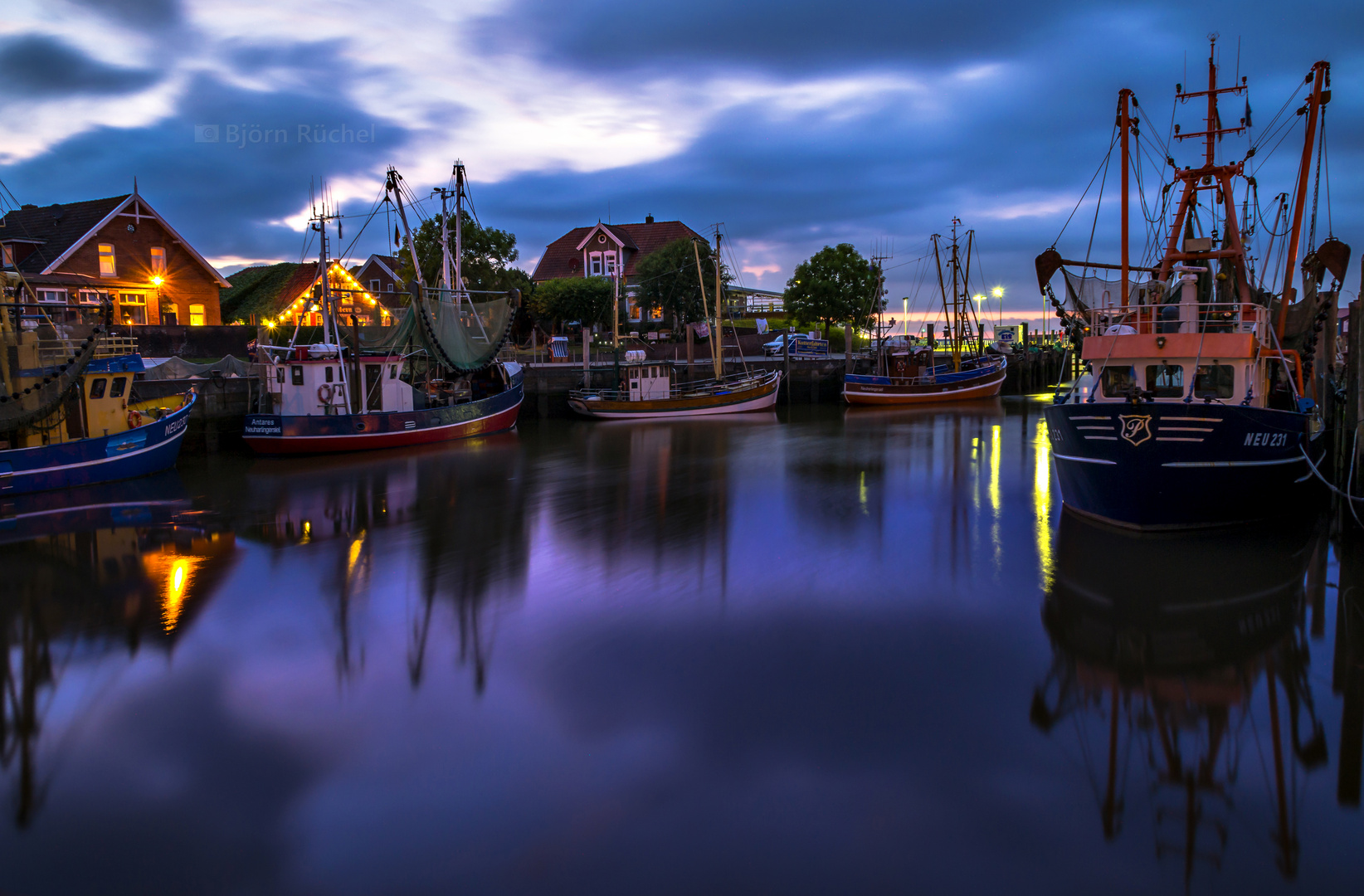 Hafen Neuharlingersiel @ Night