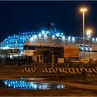 Hafen Olbia - Warten auf die Fähre