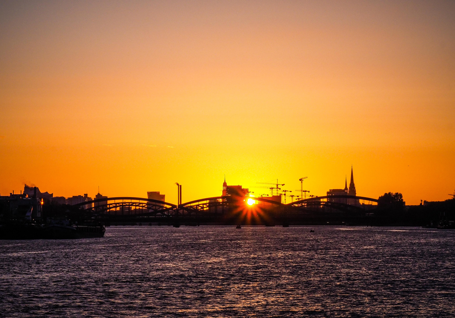 Hafen-Skyline von Hamburg