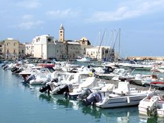 HAFEN UND DOM VON TRANI