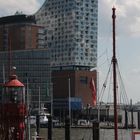 Hafen und Elbphilharmonie