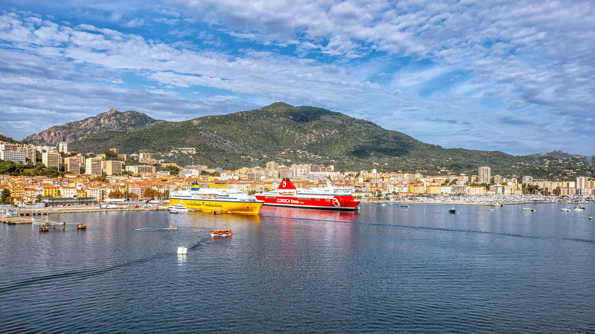 Hafen von Ajaccio