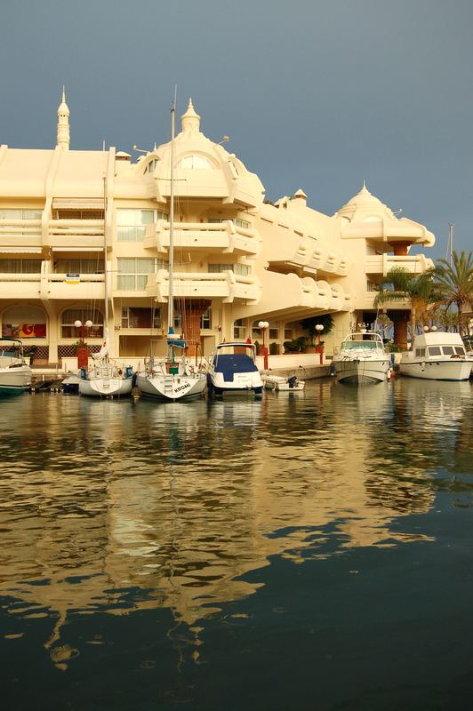 Hafen von Benalmadena bei Regen