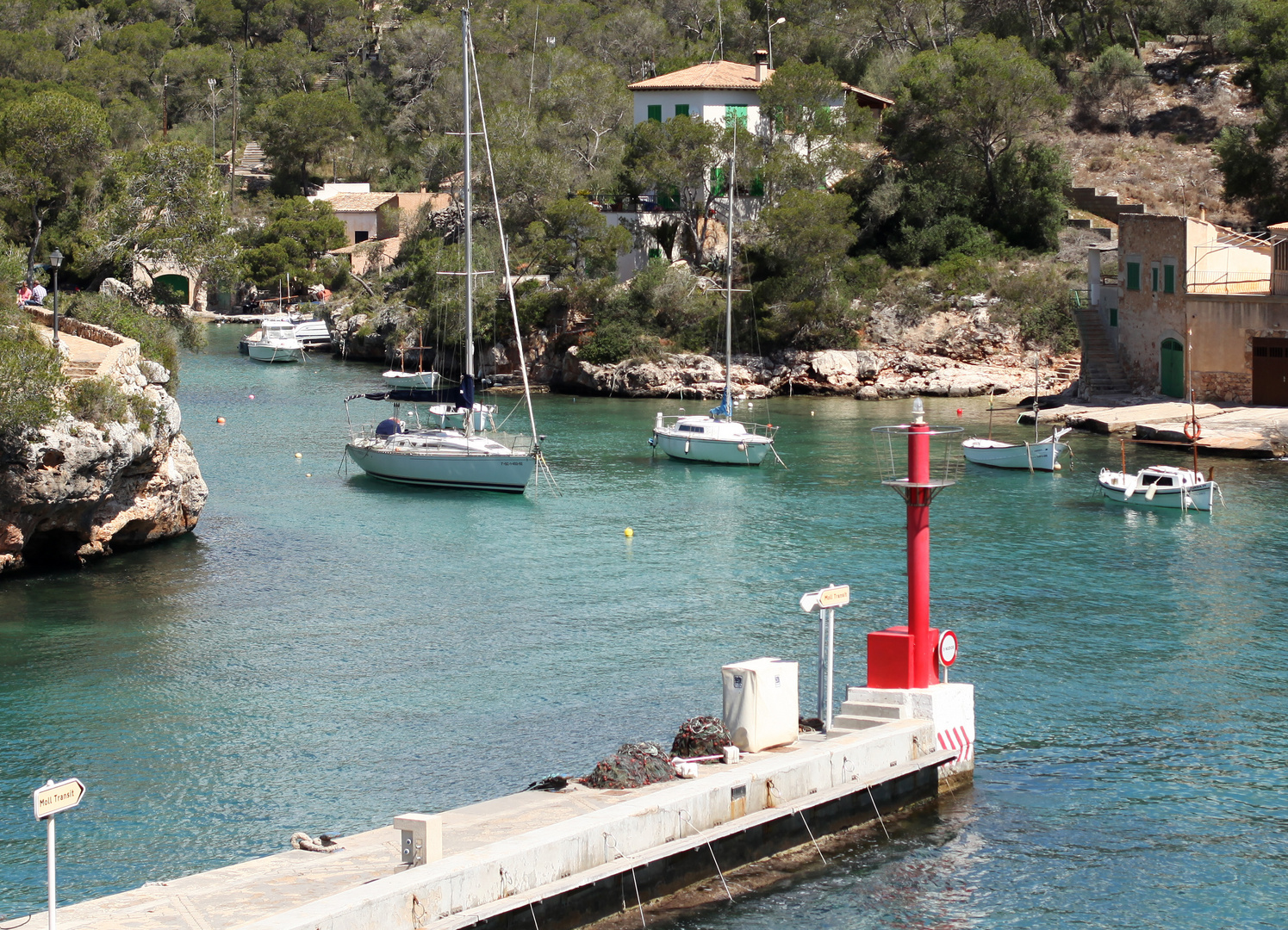 Hafen von Cala Figuera