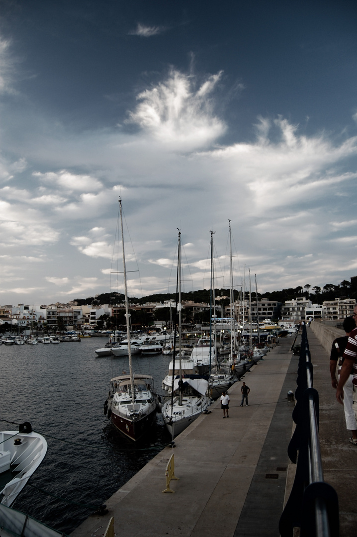 Hafen von Cala Radjada