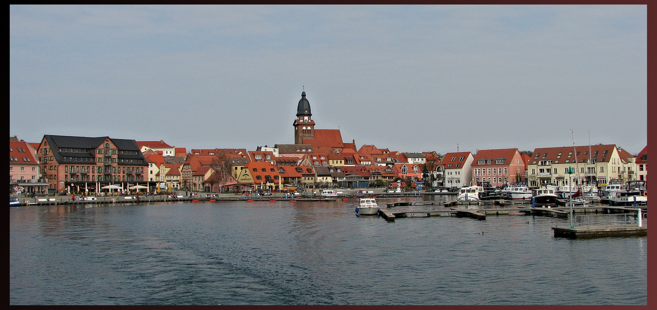 Hafen von der Stadt Waren an der Müritz