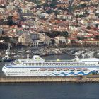 Hafen von Funchal mit AIDAblu