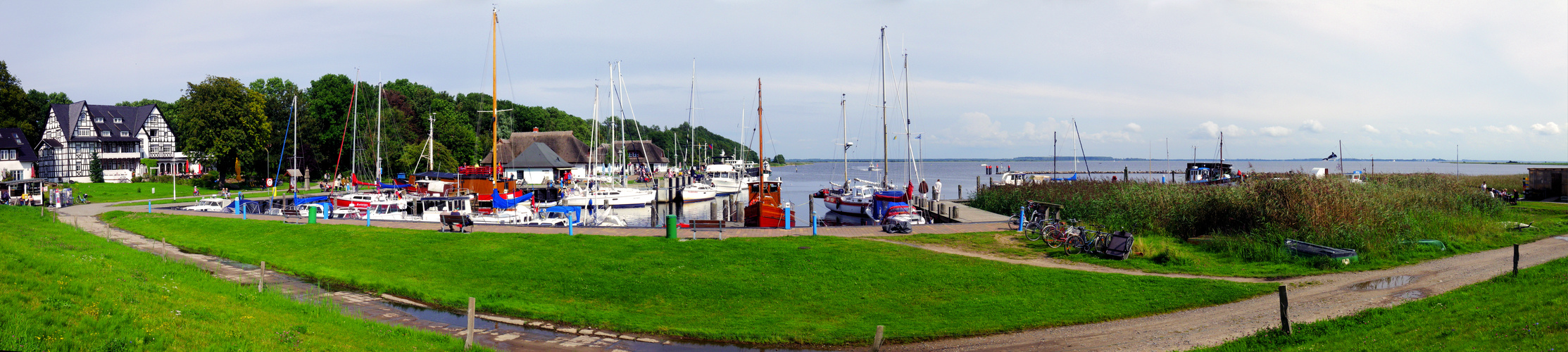 Hafen von Kloster Hiddensee