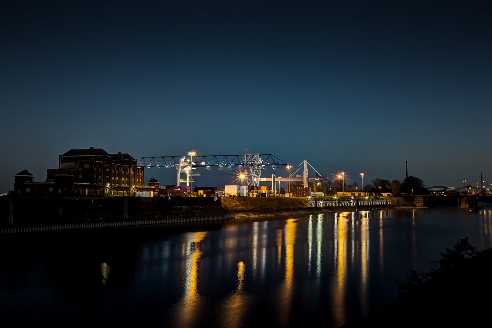 Hafen von Krefeld Linn