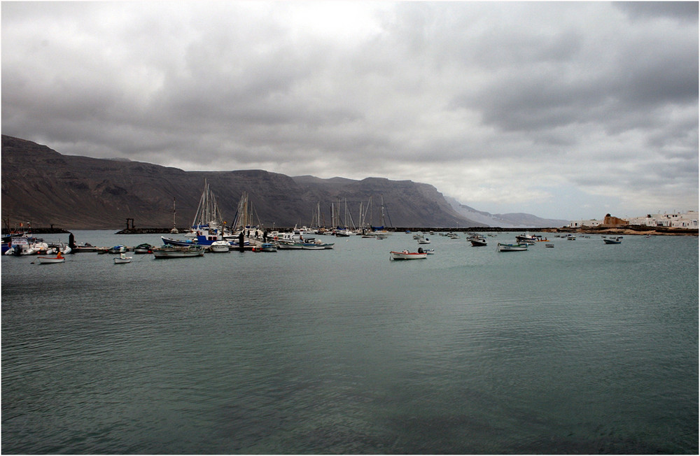 Hafen von La Graciosa