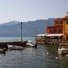 Hafen von Malcesine mit Blick auf den Gardasee