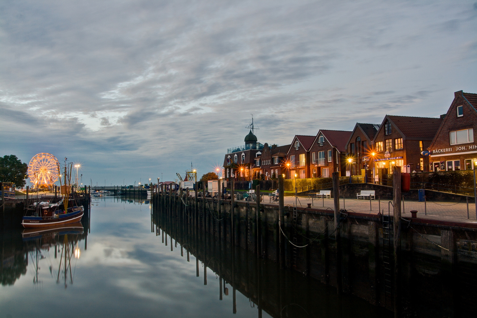 Hafen von Neuharlingersiel