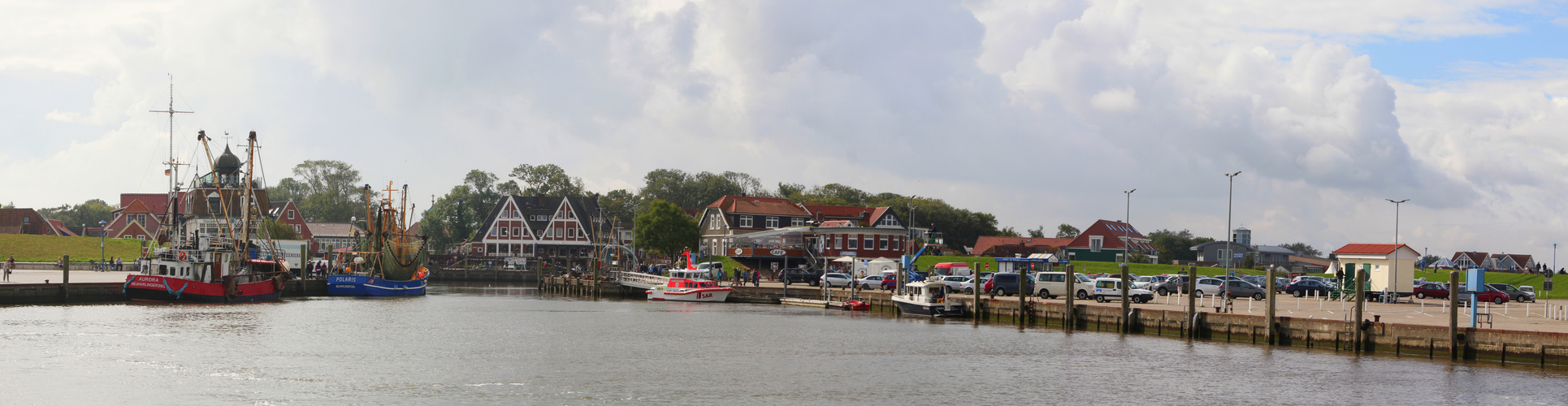 Hafen von Neuharlingersiel