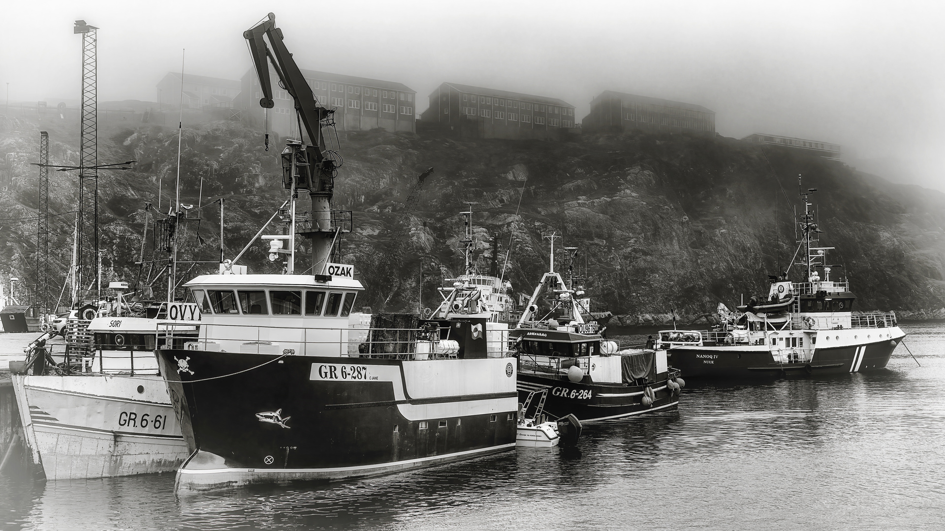 Hafen von Nuuk_sw