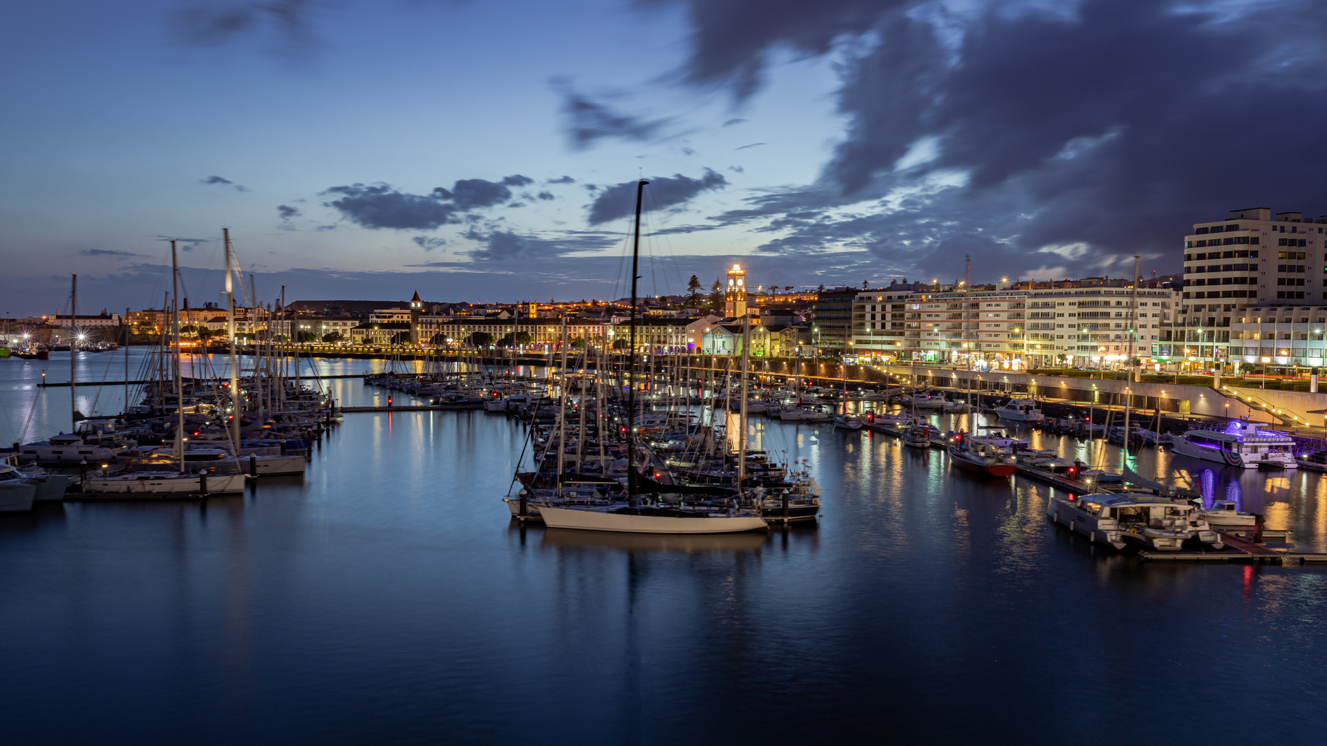 Hafen von Ponta Delgada