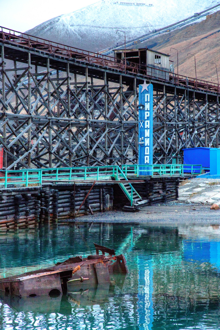 Hafen von Pyramiden - Spitzbergen