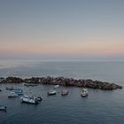 Hafen von Riomaggiore am Morgen