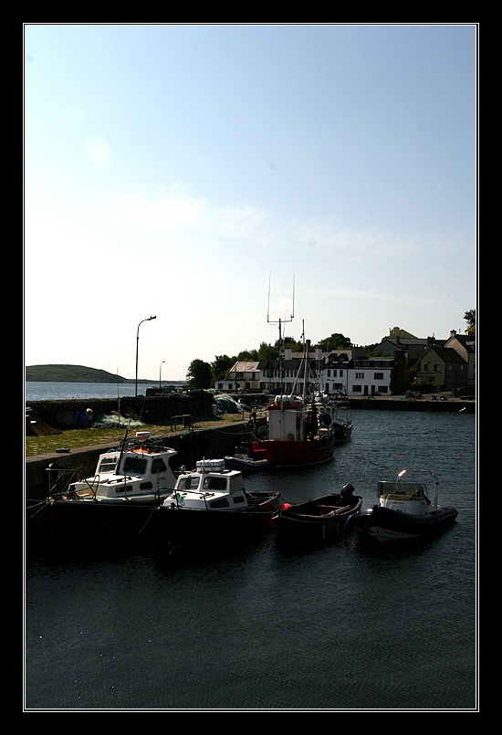 Hafen von Roundstone...