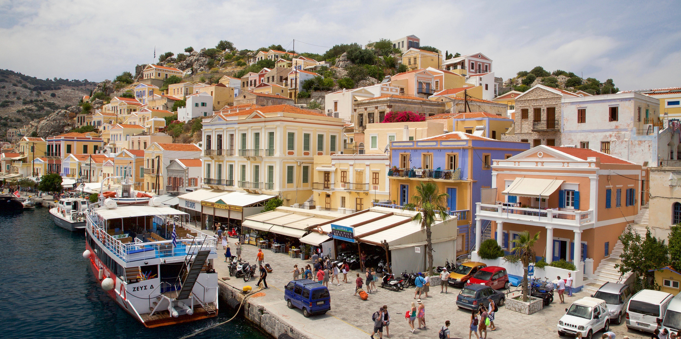 Hafen von Symi